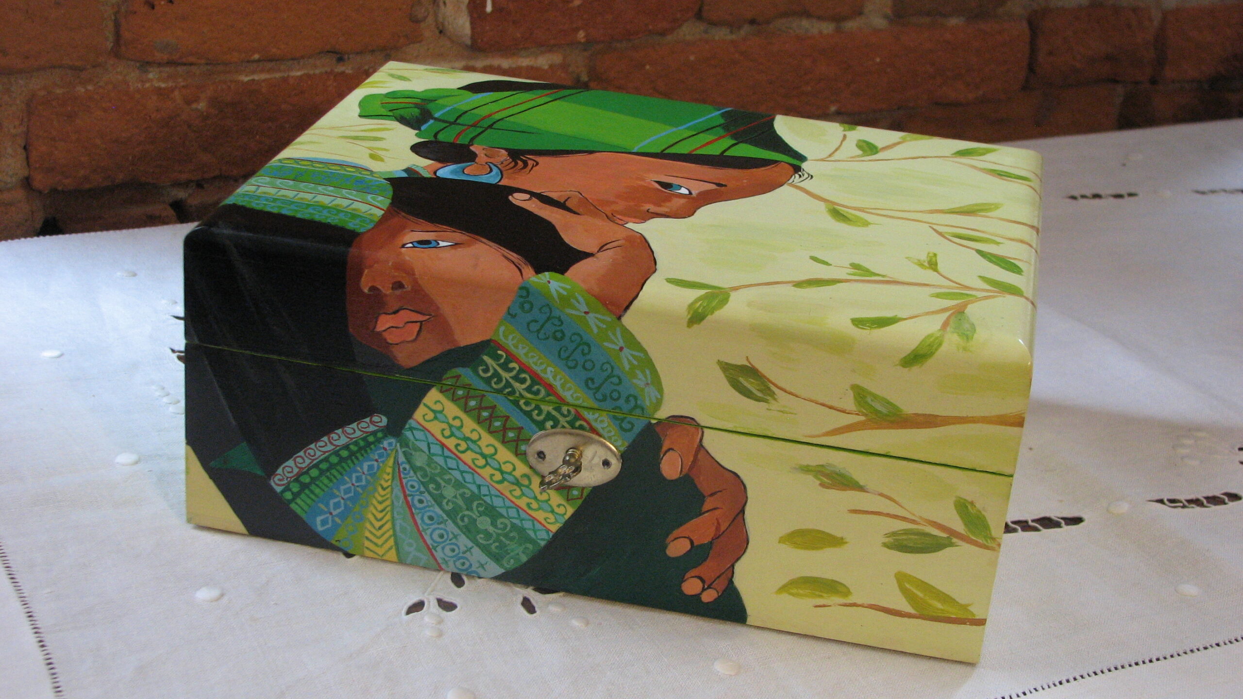 Boite à ouvrage mère indienne